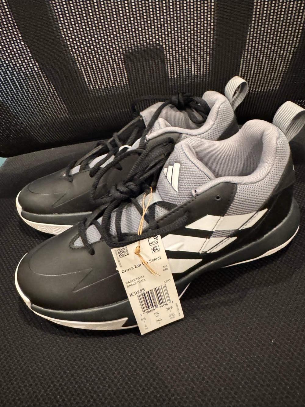 Adidas Basketball Shoes US 6